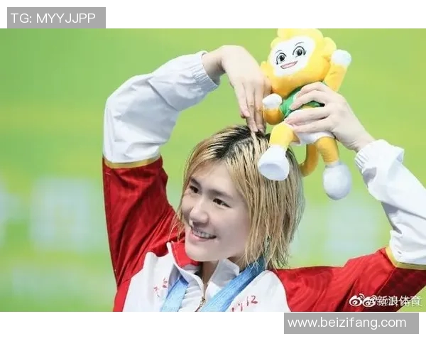 在竞技压力中探索自我叶诗文的泳池哲学与心灵成长之路